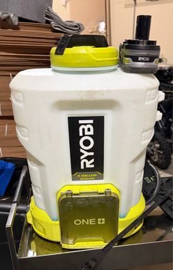 Ryobi ONE+ 18V Cordless Battery 4 Gal. Backpack Chemical Sprayer with 2.0 Ah Battery-no charger