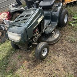 Riding Lawn Mower / Read Below ⬇️ 
