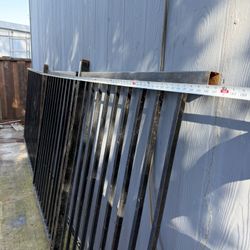 Fence Con Puerta 16 Ft Total  5 Ft Altura