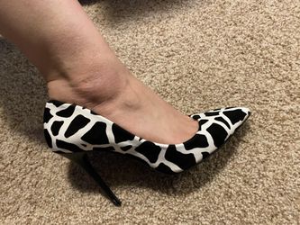 Black and white women high heels size 9-9.5