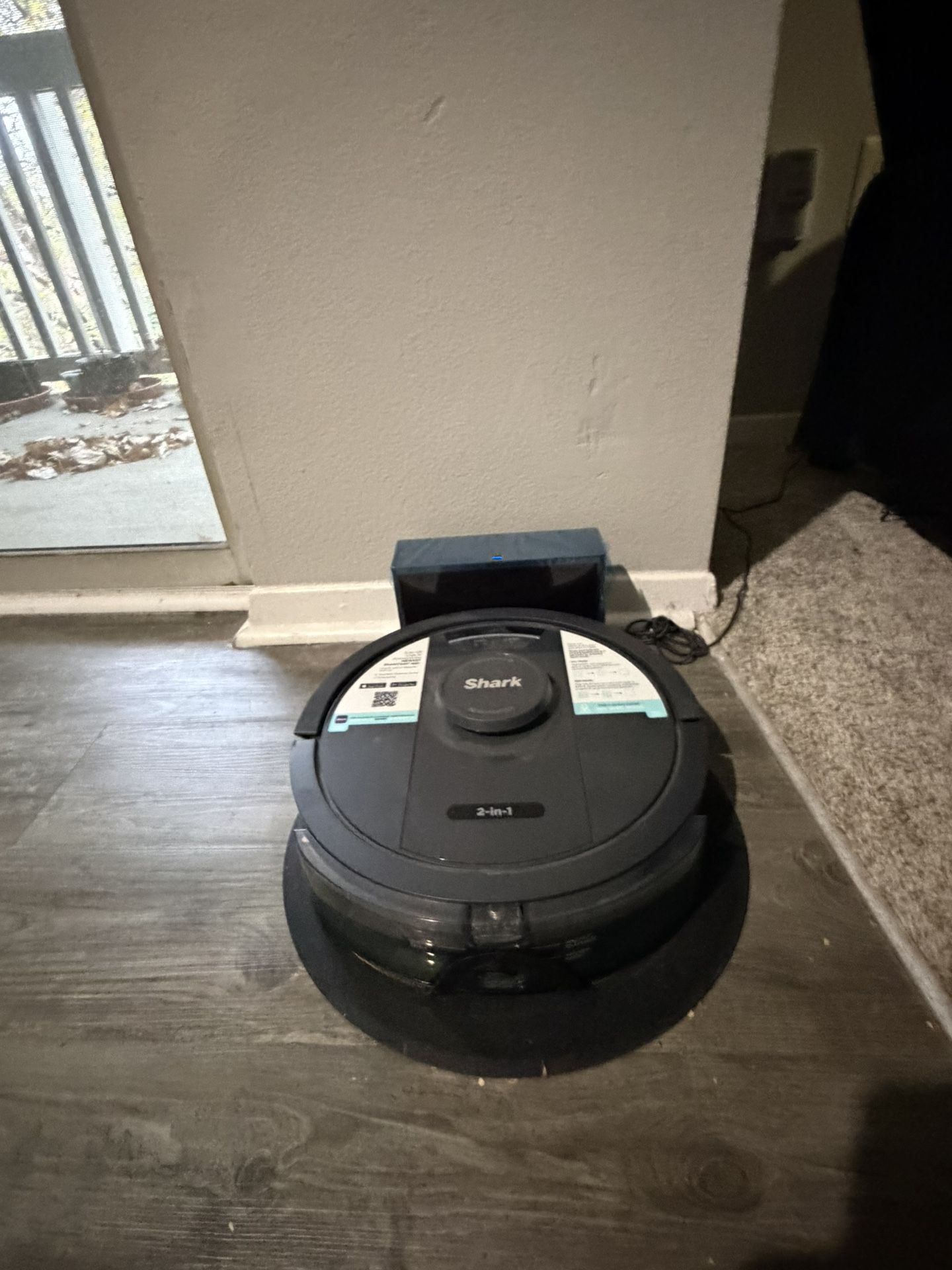 Shark 2 In 1 Robot Vacuum Cleaner