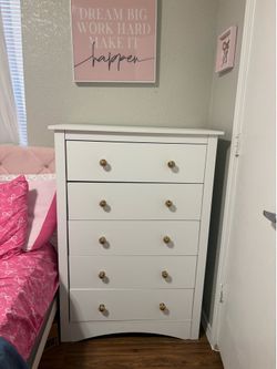 Dresser of 5