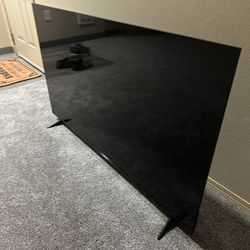 60 Inch Smart Flatscreen