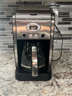 LUXURIOUS CUISINART PROGRAMMABLE COFFEE MAKER