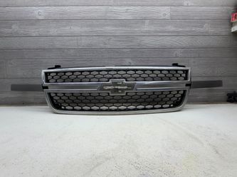 2005-2007 Chevy Silverado HD GRILLE / HD GRILL (OEM)