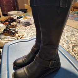 Black Boots Size 8