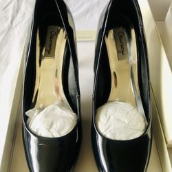 Black Hi Heels Shoes👠 👠👠 Size 7 M(B)