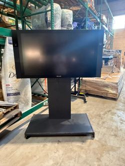 Large TV Monitors for Projecting