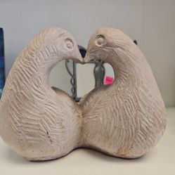 love birds statue