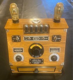 Spirit of St. Louis Vintage Tube Radio