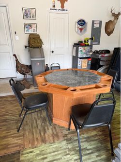 Poker Table (8 Player)