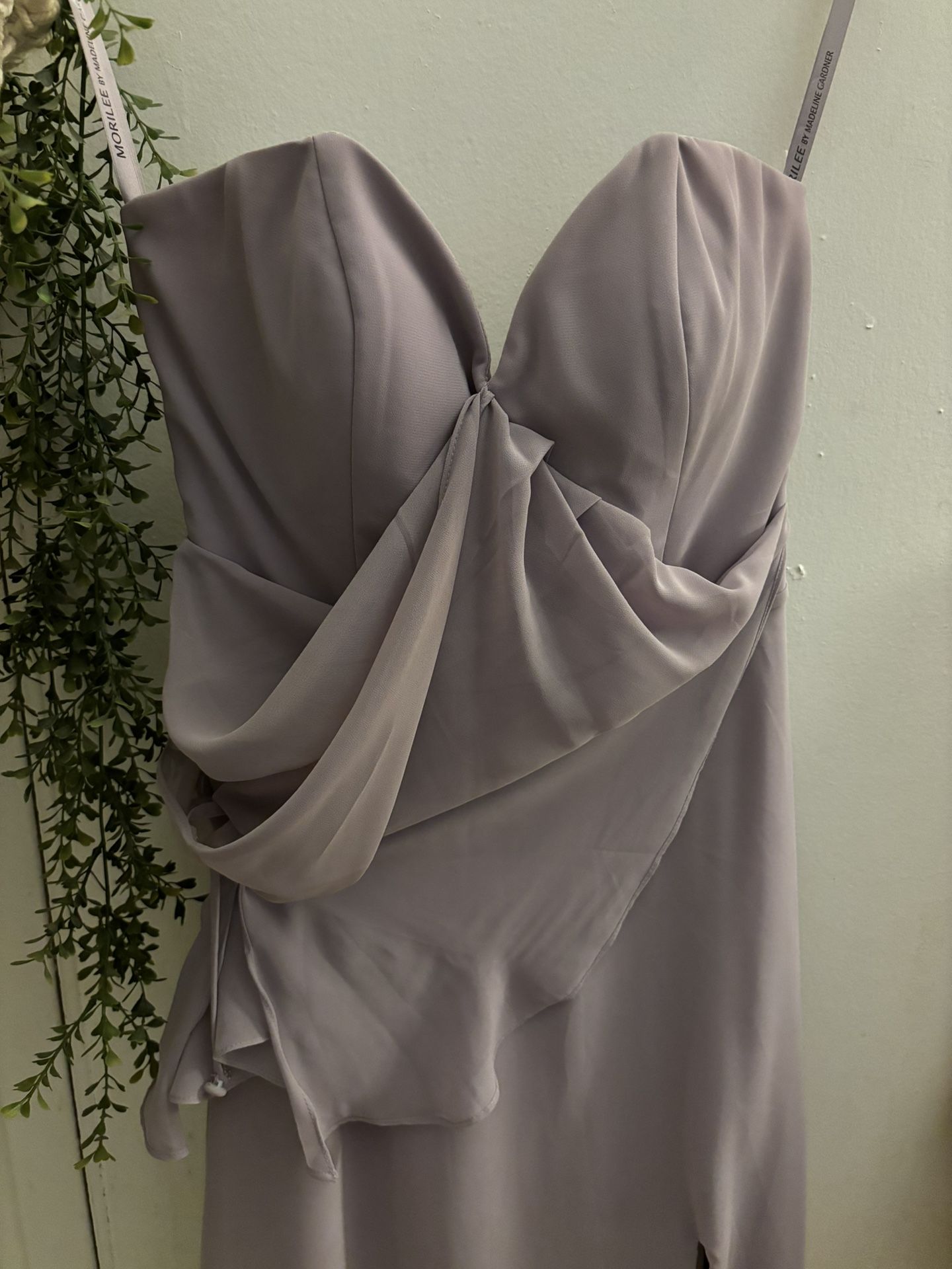 Women’s Size 6 Long Brides Maid Dress