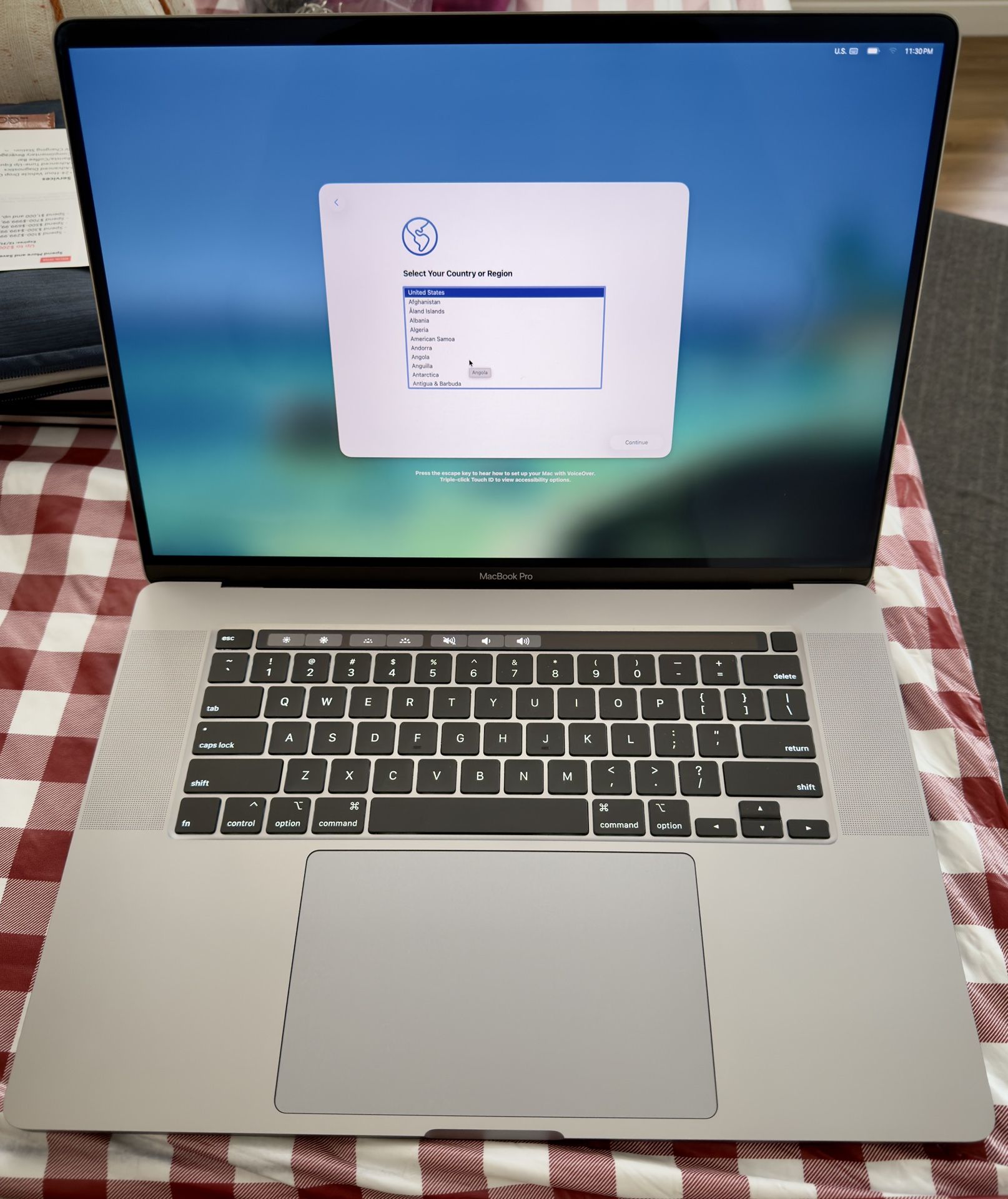 2019 Apple MacBook Pro A2141 16 Inch