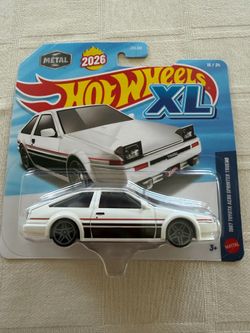 1:43 Toyota true o hot wheels Diecast toy car new