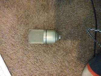 MXL 990 Microphone