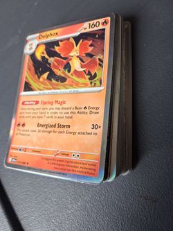 32 Holographic Pokémon Cards