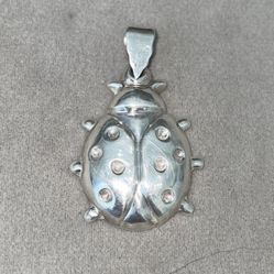 Vintage Hand-Crafted Sterling Silver (925) Ladybug Pendant 5.1g