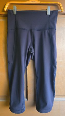 Lululemon women's Capri leggings size 6 no Holds Bakersfield 93304