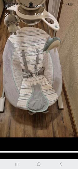 Foldable baby swing clean and fully functional.Barely used. Multiple speed,sounds and lights.