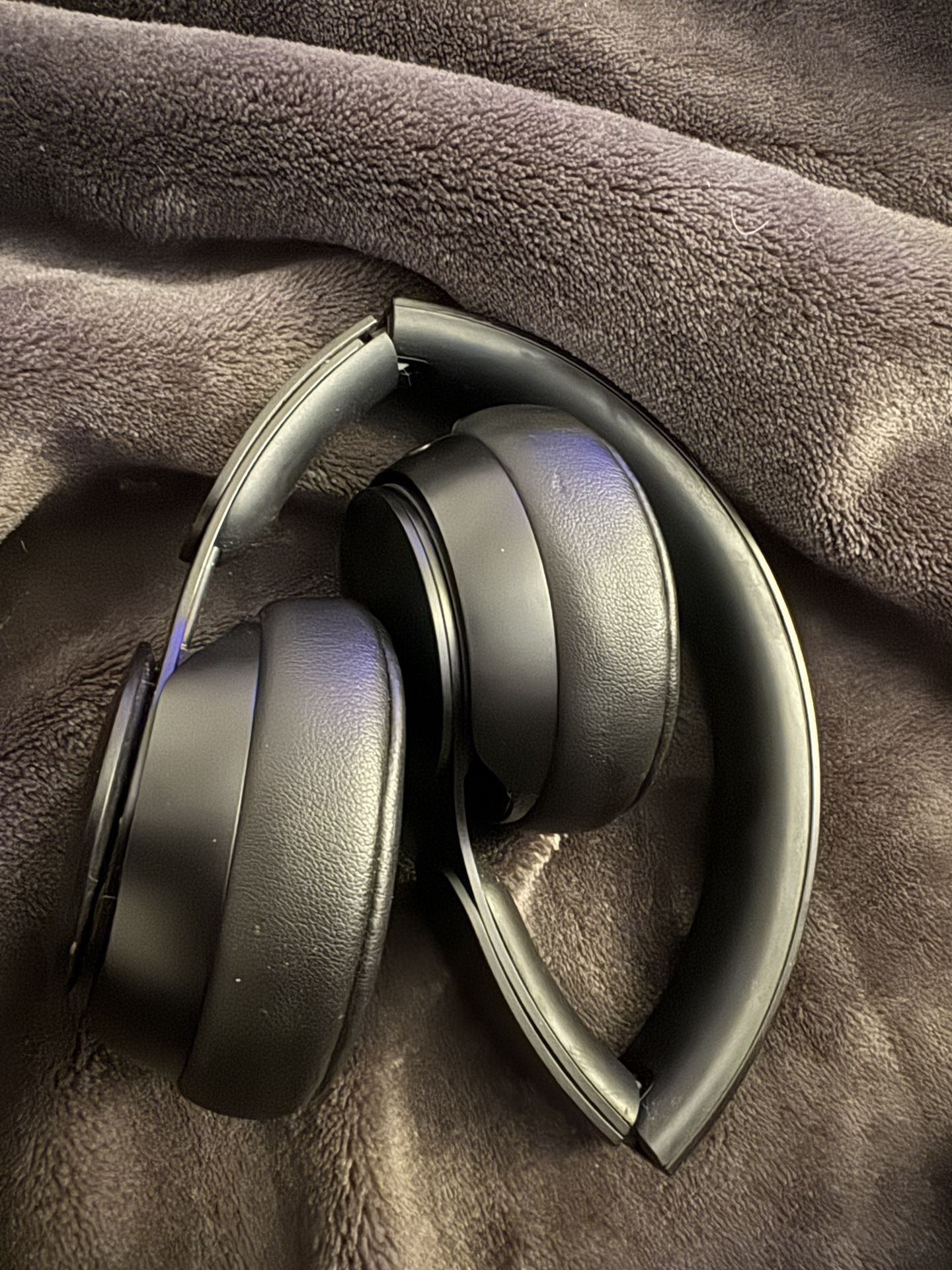 Beats Solo Pro