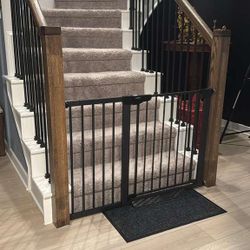 Cumbor 29.7-40.6" Baby Gate for Stairs, Mom's Choice Awards Winner-Dog Gate for Doorways
