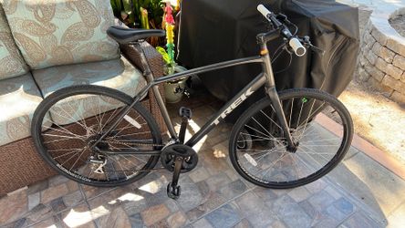 Trek FX2 Bike