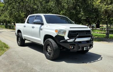 2014 Toyota Tundra CrewMax