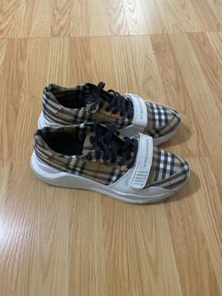 Burberry vintage cotton sneakers size 11