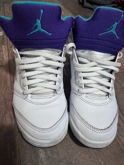 Jordan 5 Grapes size 2.5Y