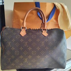 Louis Vuitton Speedy 40