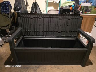 Eden Bench (LAKE ELSINORE CA)
