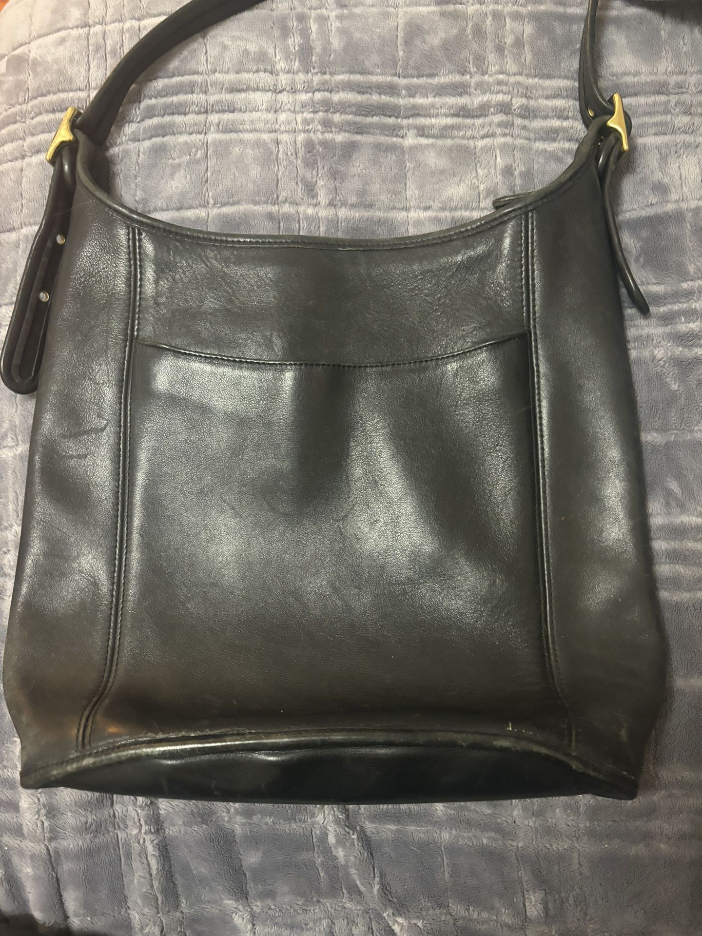 VINTAGE COACH PURSE (“slim Duffle Sac”)