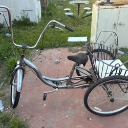 Shwinn Beach Shariet Cruiser 