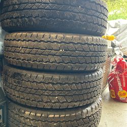 Bridgestone Dueller Tires 255 70r18