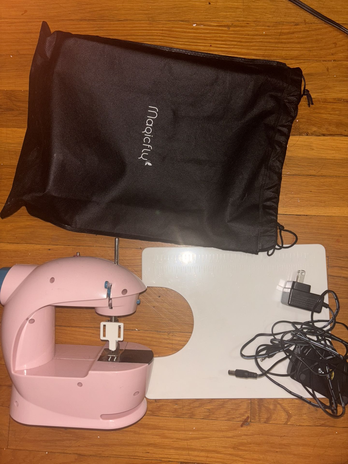 Magicfly mini Sewing Machine
