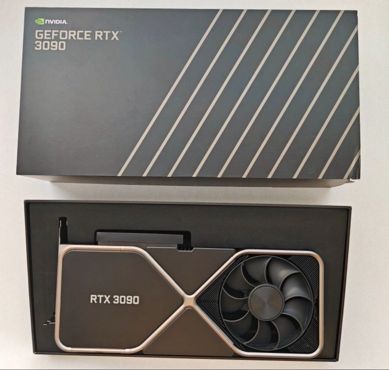 RTX 3090 Founders Edition