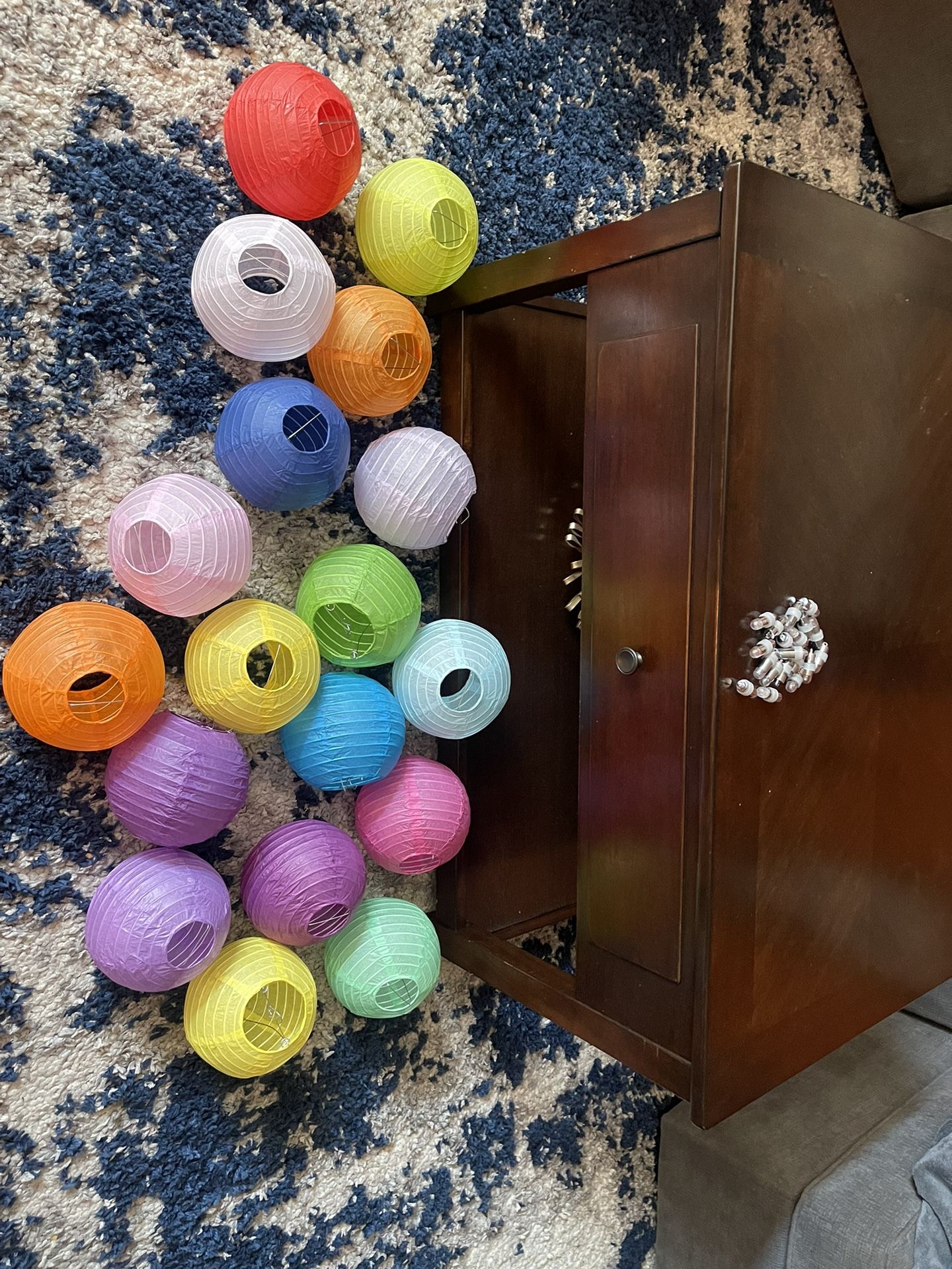 18 pcs Paper Lanterns
