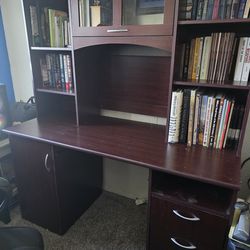 Computer desk with hutch