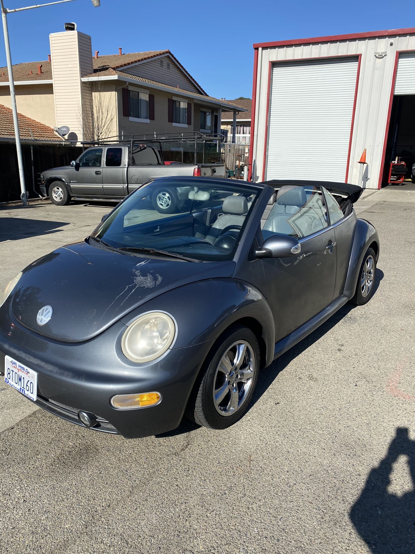 VW BEETLE CONVERTIBLE