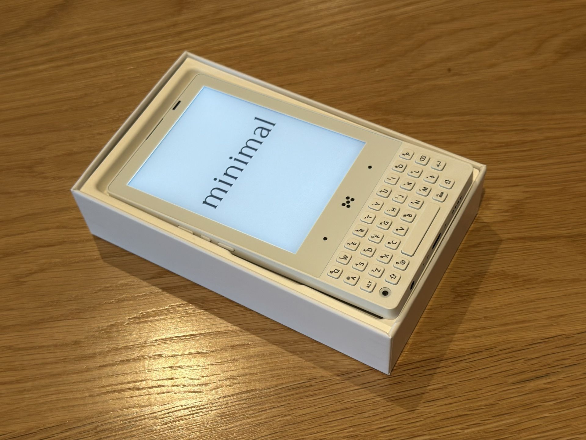 Minimal Phone - 8Gb RAM 256Gb Storage