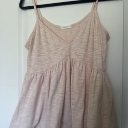 M TinyWillow light, pink spaghetti strap V-neck Cami