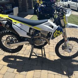 2023 Husqvarna FE450