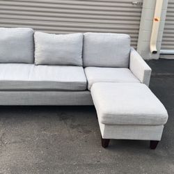 Free Delivery!! Elegant Soft Gray Couch (with Ottoman)