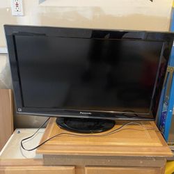 FREE LCD TV