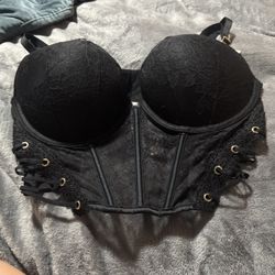 Gorgeous Victoria’s Secret Bar