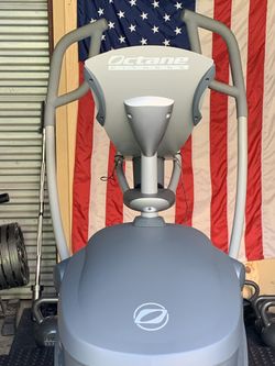 Like New Octane Fitness Q37Ce Elliptical for Sale in Miami FL OfferUp