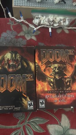 Doom 3 and Doom 3 dlc boxes
