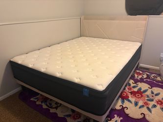 Queen mattress & queen bed frame