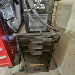 Craftsman Welder With Drawer Cabinet