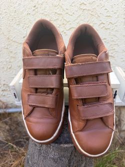 Used Men’s 7.5 Nike Blazer Low V Pecan Brown triple strap
